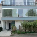 Studio Poppies Balcony Free Parking